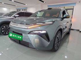 比亚迪 唐L 2025款 DM 175KM无人机玩家版