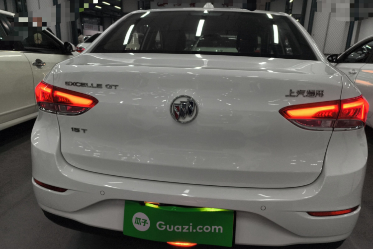 别克 英朗 2019款 15T 双离合进取型 国VI车身外观6