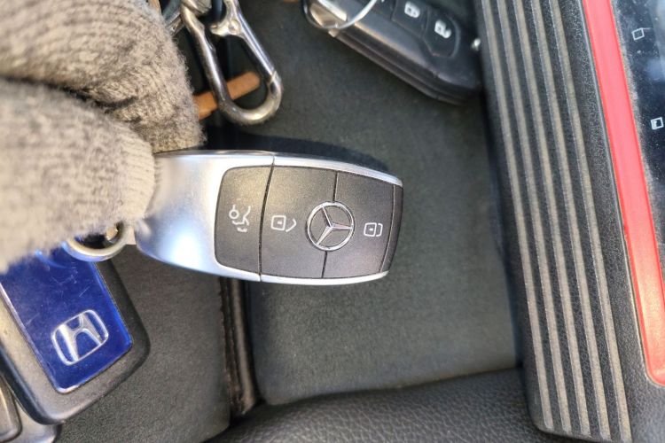 奔驰A级 2019款 改款 A 180 L 运动轿车中控内饰11