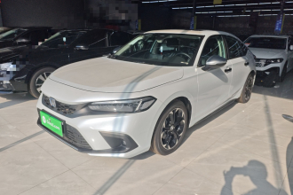 本田 思域 2023款 HATCHBACK 2.0L e:HEV 极曜版