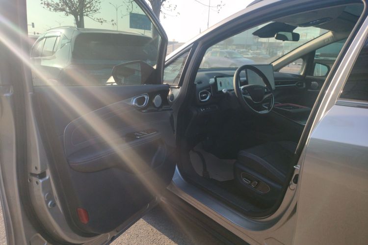 埃安 AION V 2024款 Plus 70 星耀版 磷酸铁锂中控内饰20