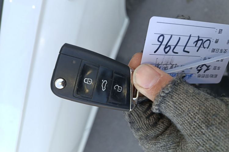 大众 朗逸 2023款 改款 1.5L 自动得逸版中控内饰11