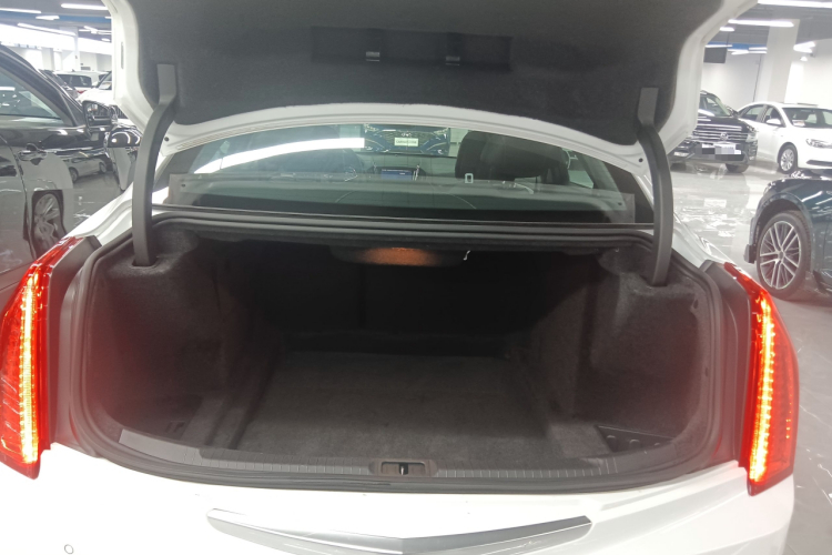 凯迪拉克ATS-L 2017款 28T 时尚型机舱底盘23