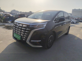 腾势D9 2022款 DM-i 970 四驱旗舰型