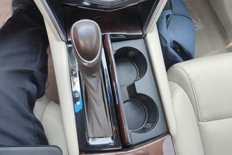 凯迪拉克XTS 2016款 28T 技术型局部细节18