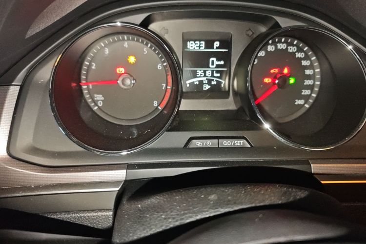 大众 2019款 改款 宝来·传奇 1.5L 自动时尚型 国VI中控内饰14