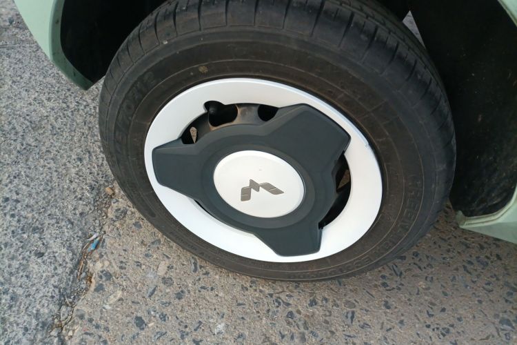 五菱汽车 宏光MINIEV 2022款 悦享款 磷酸铁锂车身外观6008