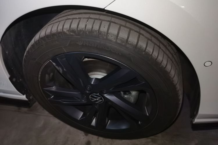 大众 高尔夫 2023款 280TSI DSG R-Line 20周年纪念版车身外观10