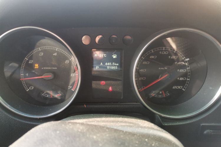 北京越野 北京BJ40 2016款 40L 2.3T 自动四驱尊享版中控内饰15