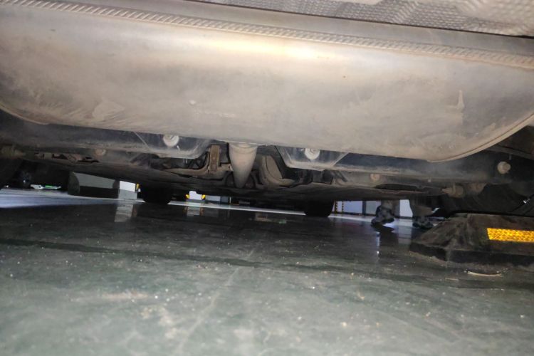 领克03 2021款 2.0TD 自动劲Plus局部细节9009