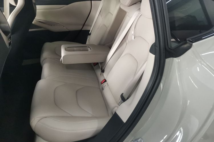 小米汽车 小米SU7 2024款 四驱超长续航高阶智驾Max版中控内饰7004