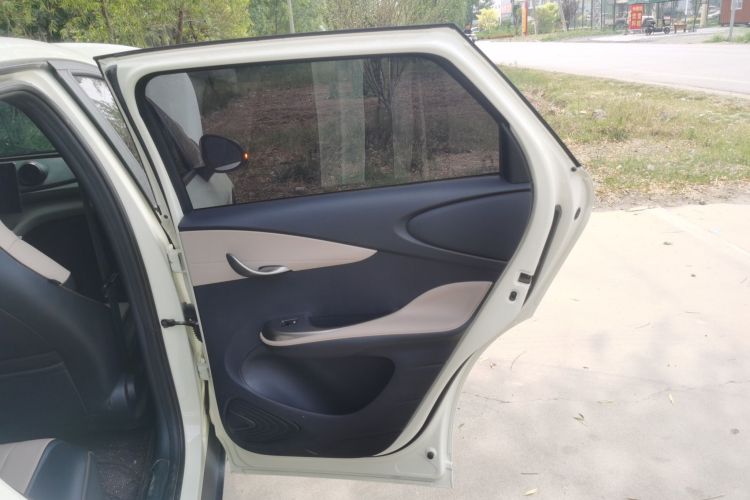 比亚迪 海豚 2023款 420km 自由版中控内饰45