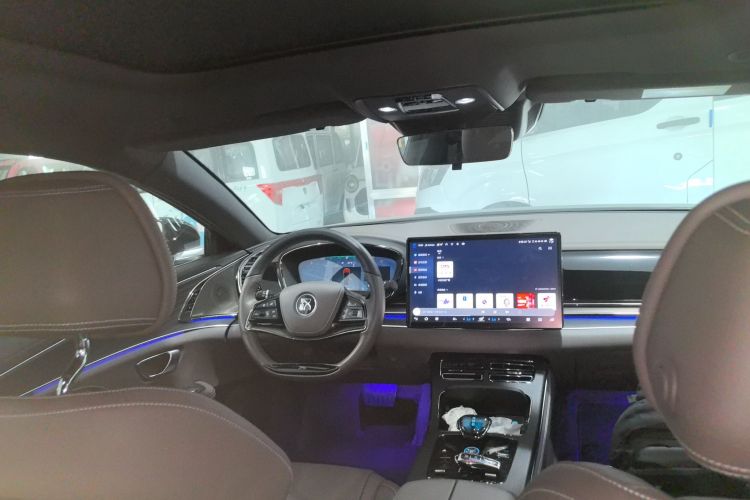 比亚迪 汉 2024款 DM-i 荣耀版 121KM 尊享型中控内饰22