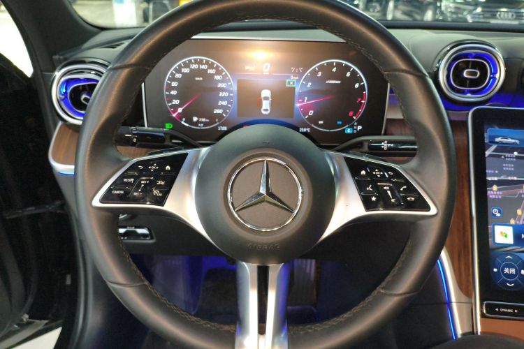 奔驰C级 2024款 改款 C 260 L中控内饰13