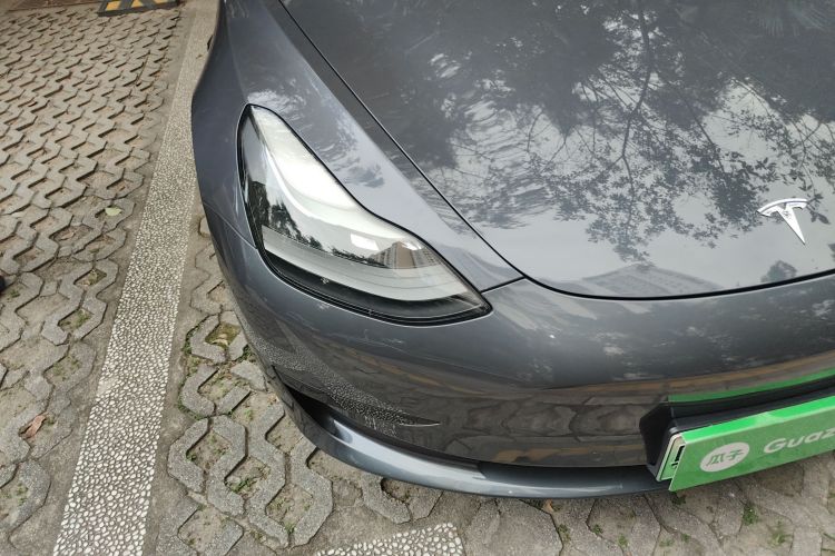 特斯拉 Model 3 2021款 标准续航后驱升级版车身外观6006
