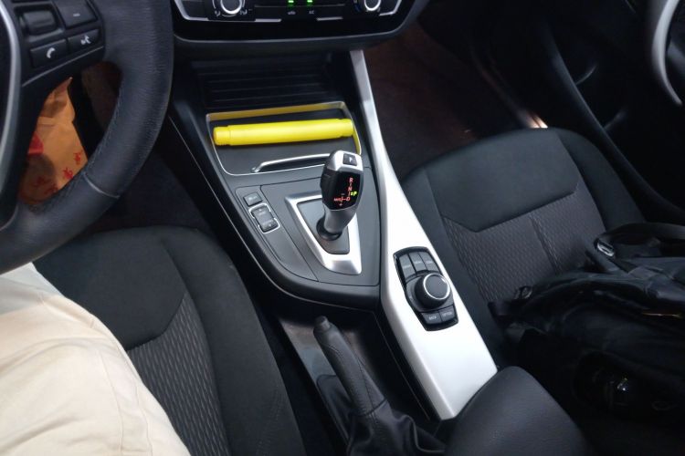 宝马1系(进口) 2018款 118i 领先型中控内饰18