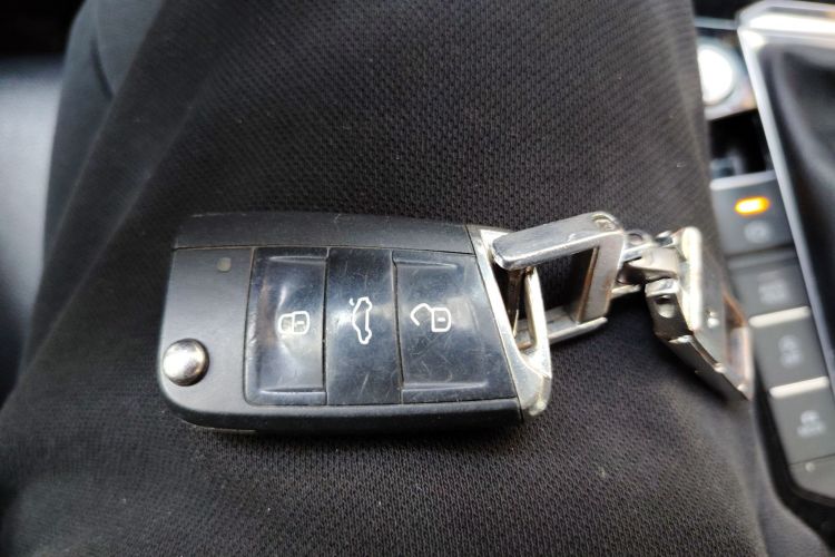 大众 速腾 2019款 280TSI DSG舒适型 国VI中控内饰11