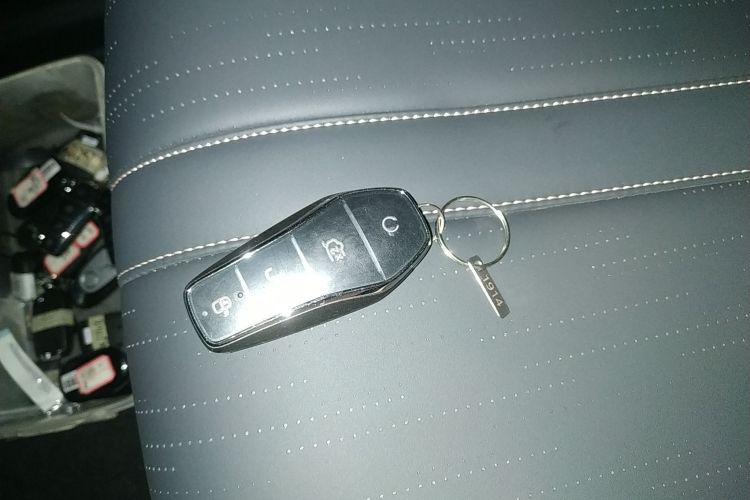 比亚迪 海鸥 2025款 智驾版 305km 活力版中控内饰11