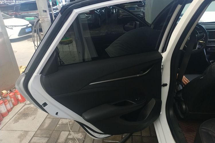 别克 英朗 2021款 改款 1.3T 自动轻混动精英型中控内饰49