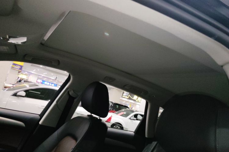 奥迪Q5 2016款 40 TFSI 技术型局部细节22