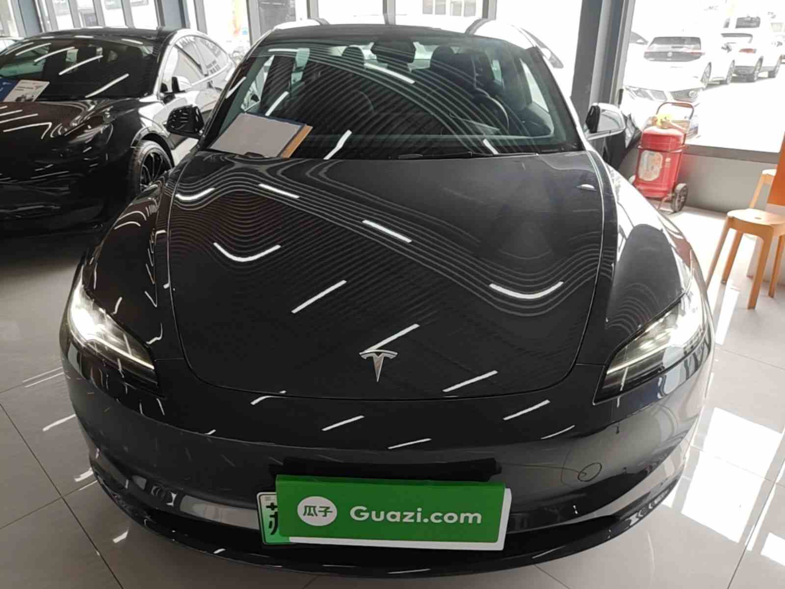 特斯拉 Model 3 2025款 后轮驱动版(1)