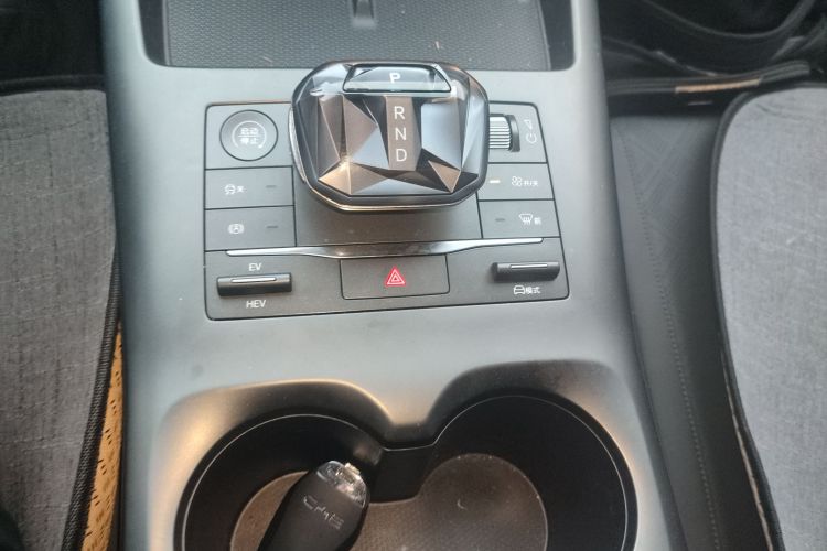 比亚迪 秦PLUS 2025款 DM-i 智驾版 55KM领先型中控内饰18