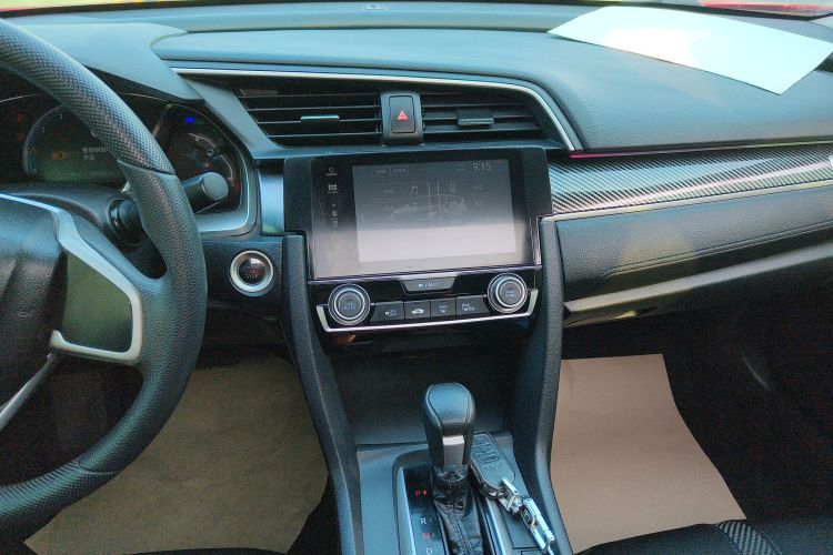 本田 思域 2016款 220TURBO CVT豪华版中控内饰16