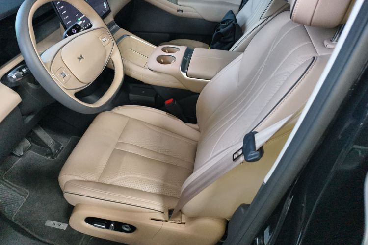 小鹏X9 2025款 650长续航 Max局部细节19