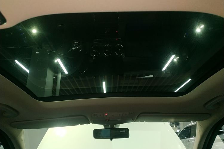 奔驰C级 2021款 C 260 L 运动星耀臻藏版局部细节22