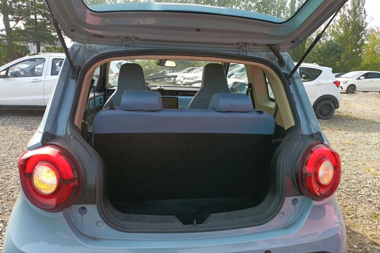 华晨新日i03 2021款 318km 31.45kWh局部细节23