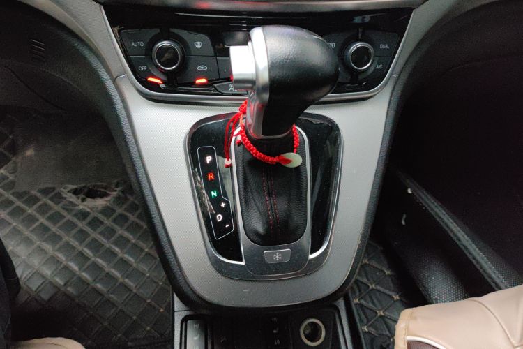 哈弗H6 2015款 运动版 1.5T 自动两驱豪华型局部细节18