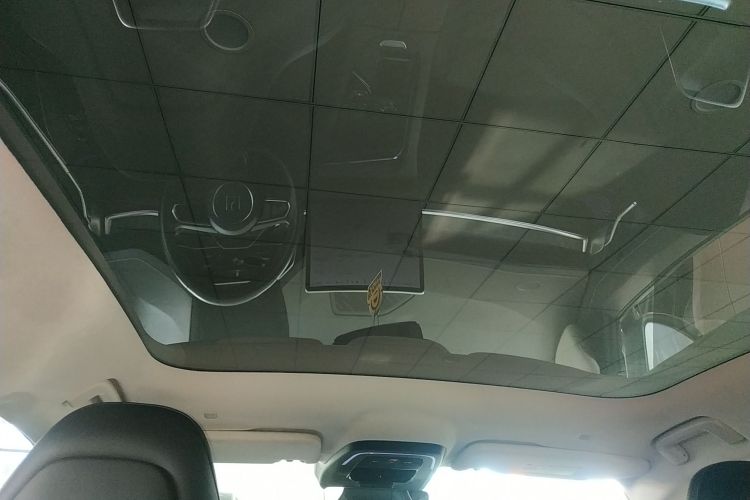 极氪001 2022款 超长续航单电机 WE版局部细节22