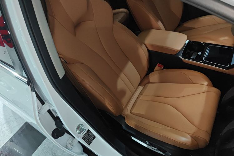 小鹏P5 2022款 550E局部细节41