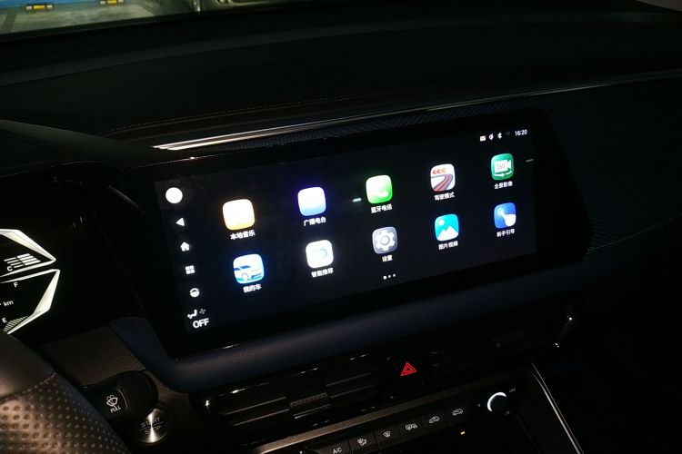 广汽传祺 传祺GS3 2023款 影速 270T R-STYLE版局部细节16