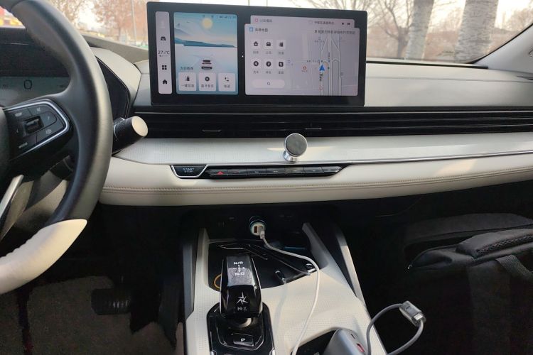 吉利汽车 帝豪L HiP 2022款 1.5TD-DHT Pro 100KM Super 迅局部细节16