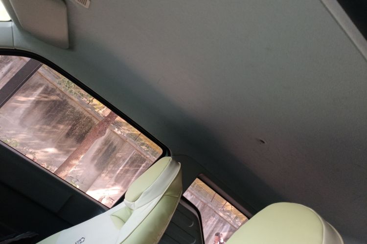 吉利银河 2023款 熊猫mini 120km 萌萌熊中控内饰22