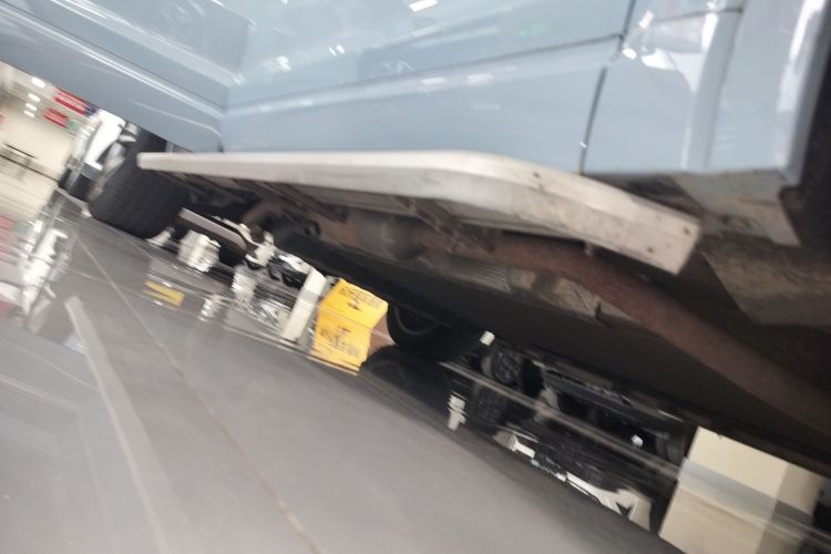 理想汽车 理想ONE 2020款 增程7座版局部细节9001