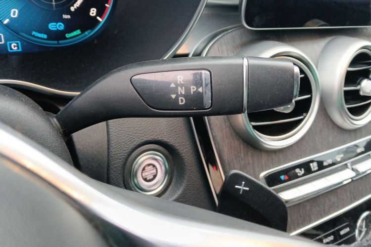 奔驰C级 2020款 C 260 L局部细节18