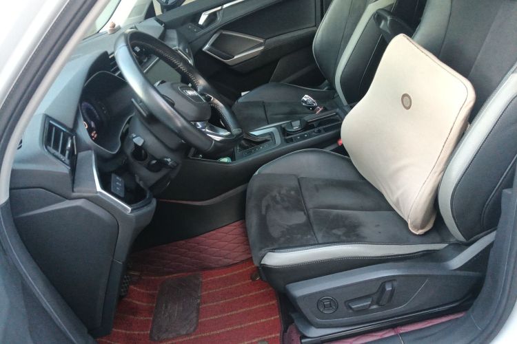 奥迪Q3 2020款 45 TFSI quattro 时尚动感型中控内饰19