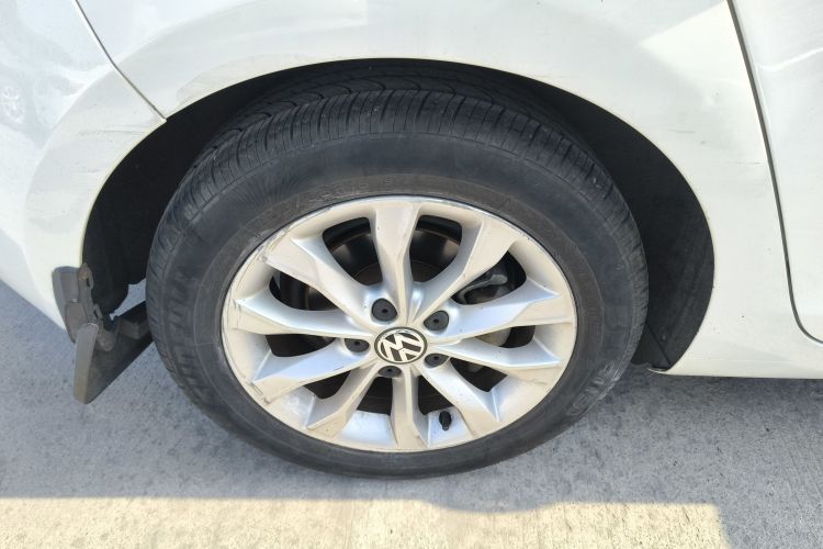 大众 高尔夫 2012款 1.4TSI 自动舒适型车身外观56