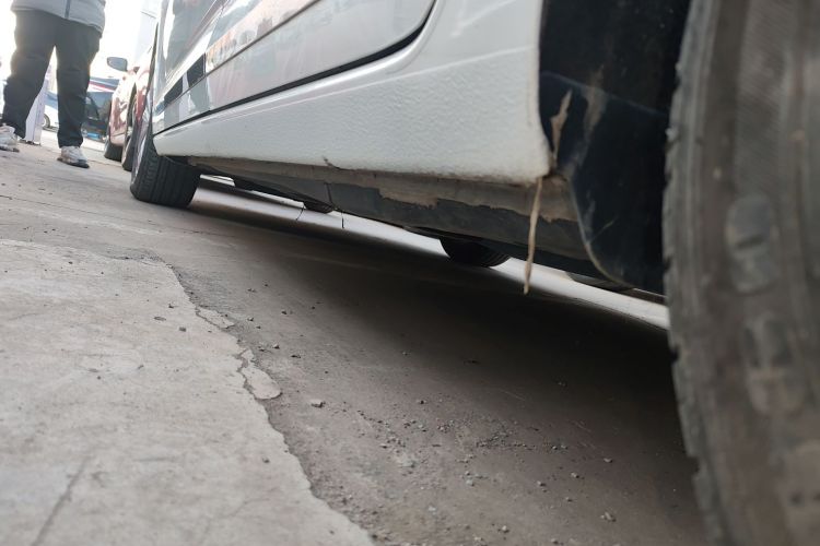 大众 2018款 途安L 280TSI 手动风尚版局部细节9002