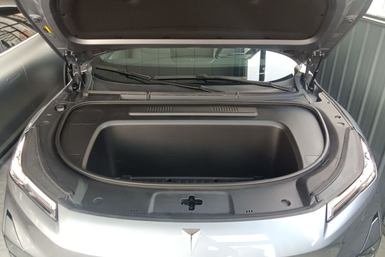 深蓝汽车 深蓝S05 2024款 510Plus纯电版局部细节24