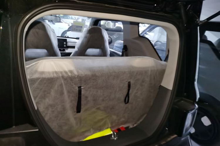 吉利银河 2025款 210km 熊猫卡丁机舱底盘23