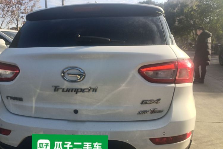 广汽传祺 传祺GS4 2015款 200T G-DCT豪华版车身外观6