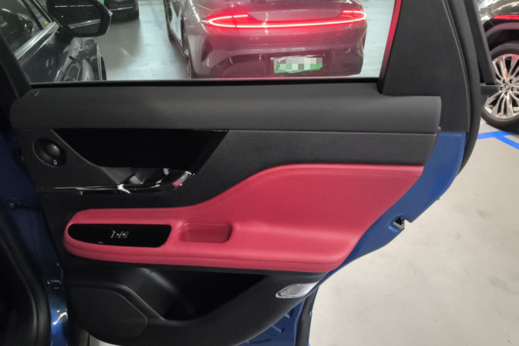 林肯 冒险家 2023款 2.0T 四驱尊雅版中控内饰45