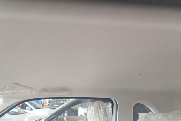 奔腾小马 2026款 222km 闪耀马中控内饰22