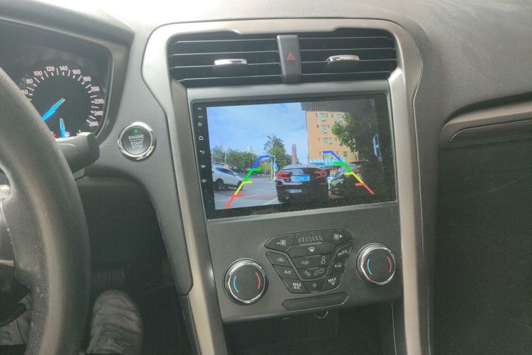 福特 蒙迪欧 2017款 改款 EcoBoost 180 时尚型局部细节16