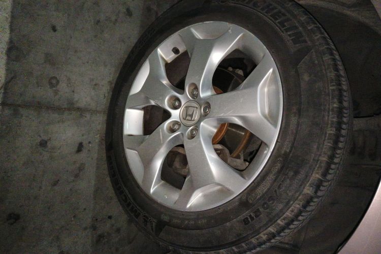 本田 歌诗图 2012款 2.4L 豪华版车身外观6007