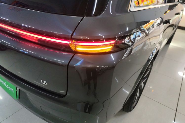 理想汽车 理想L8 2023款 Air车身外观6006