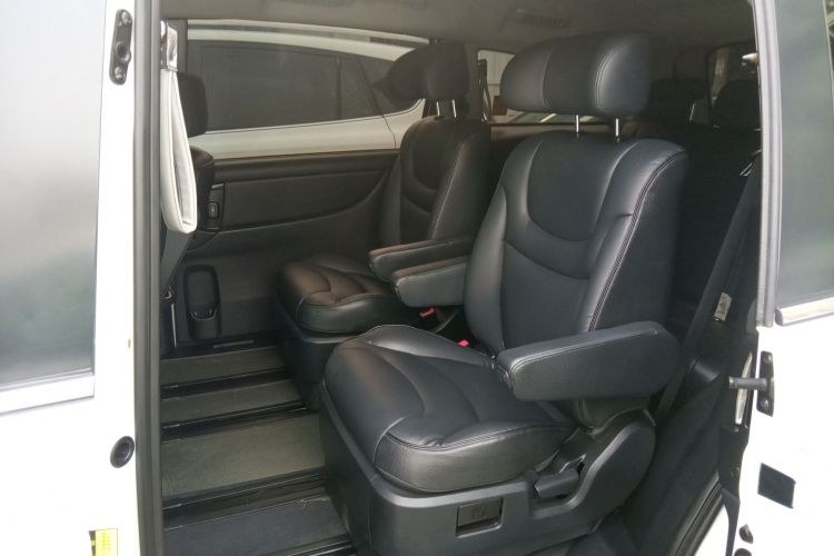 纳智捷 大7 MPV 2016款 2.0T 豪华型中控内饰21